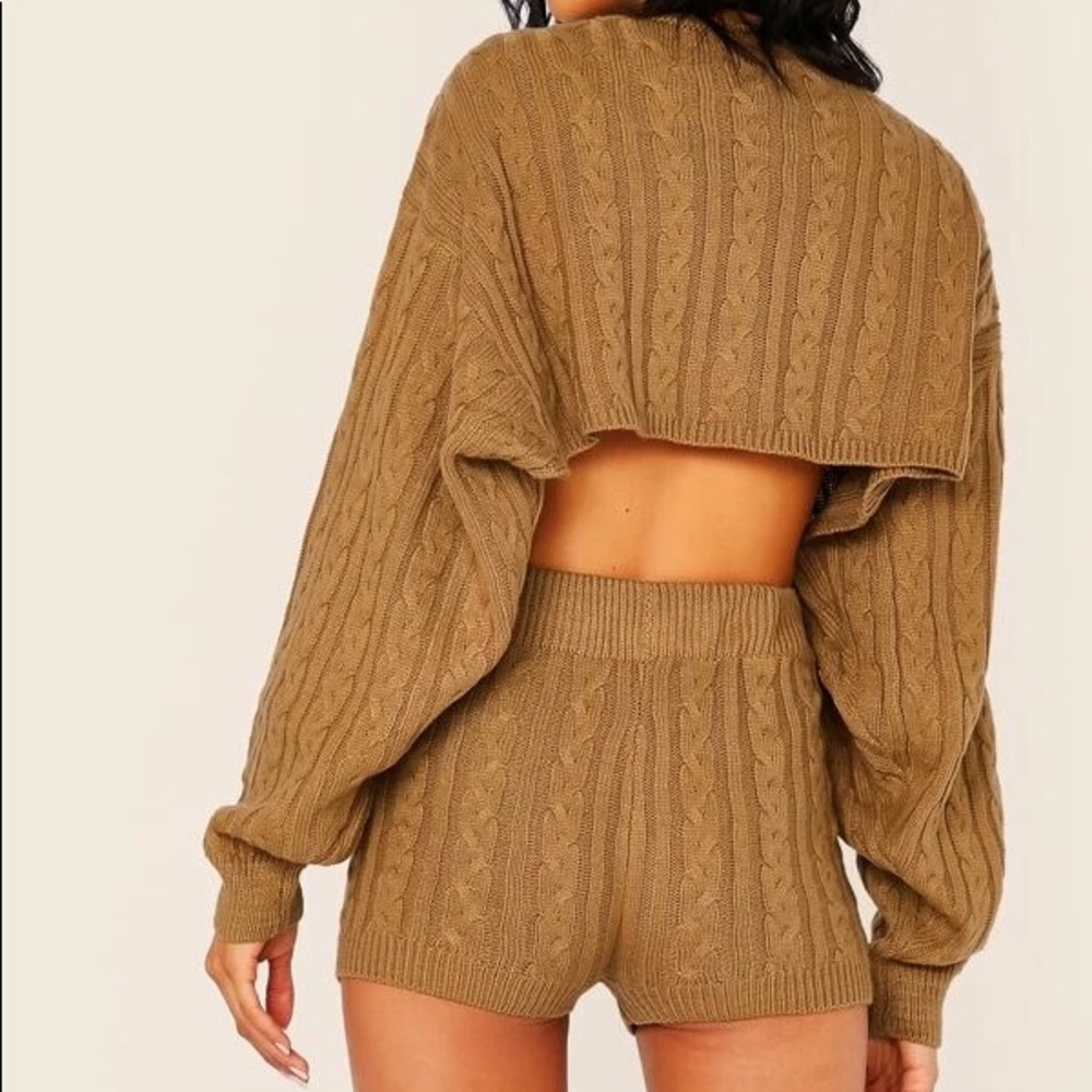 NWOT Fashion Nova Melrose set in olive green - Picture 3 of 5